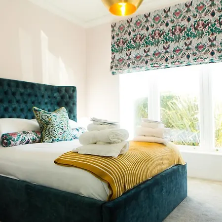 Neptune At Rounton By Maison Parfaite - Hot Tub - Parking - Robin Hoods Bay * Robin Hood's Bay